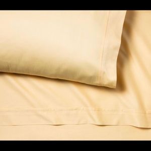 Threshold | Bedding | Performance Sheet Set Solids 40 Thread Count ...